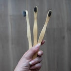 画像をギャラリービューアに読み込む, Just Smile 竹歯ブラシ チャーコル(竹炭入り)上勝~KAMIKATSU~ 4本セット/ Four Pack